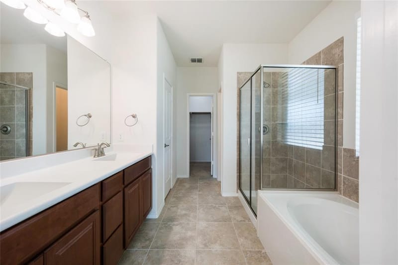 13216 Ragged Spur Court, Fort Worth TX 76052 - Photo 33