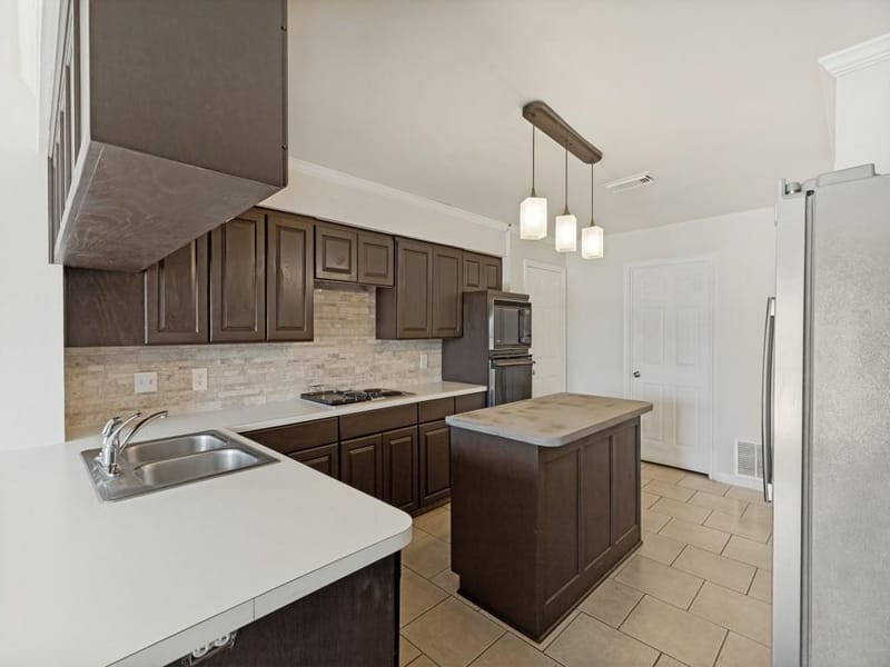 8400 Golf Club Circle, Fort Worth TX 76179 - Photo 10