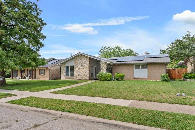 3705 Flamingo Lane, Irving TX 75062 - Photo 3