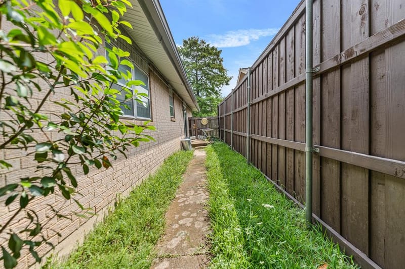 3705 Flamingo Lane, Irving TX 75062 - Photo 19