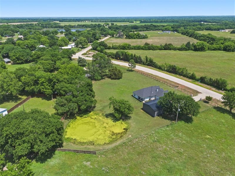 1501 Business Highway 121, Trenton TX 75490 - Photo 30