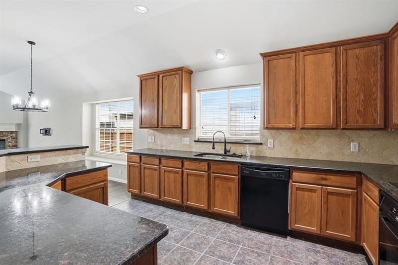2239 Maserati Drive, Frisco TX 75033 - Photo 5