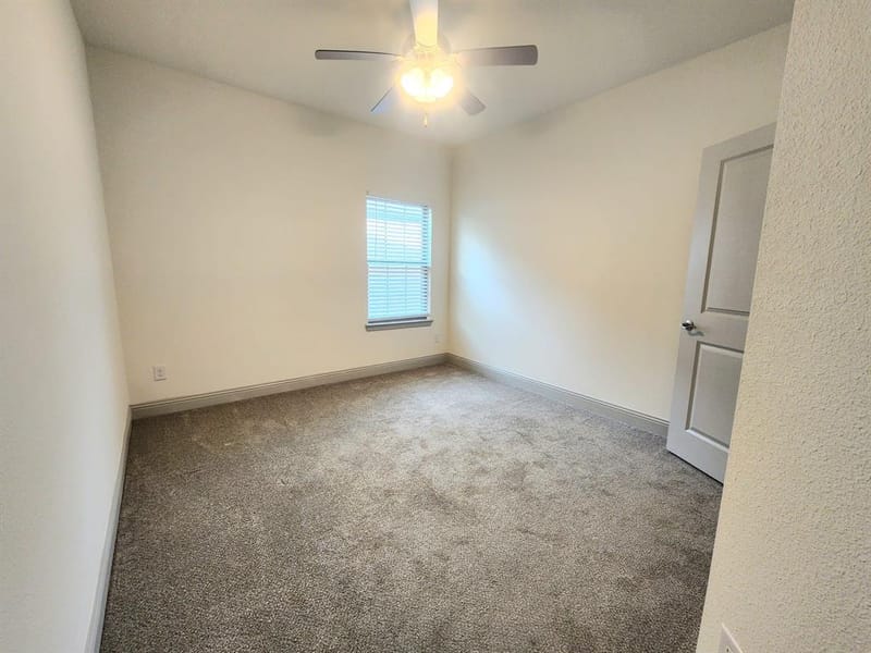 490 Oak Creek Drive, Lavon TX 75166 - Photo 8