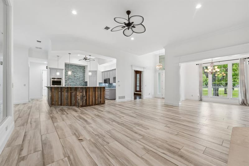 5501 Equestrian Drive, Granbury TX 76049 - Photo 7