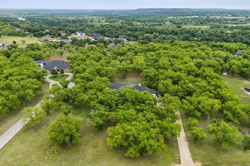 5501 Equestrian Drive, Granbury TX 76049 - Photo 29