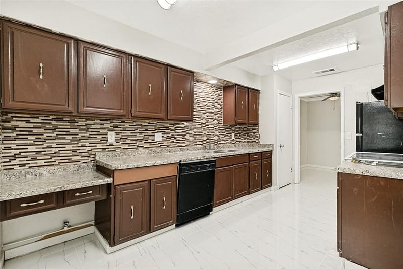 8805 N Normandale Street, Fort Worth TX 76116 - Photo 15