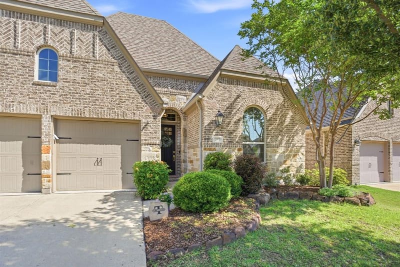 317 Mossy Rock Drive, McKinney TX 75071 - Photo 5