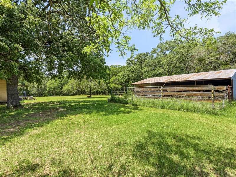 1336 County Road 563, Stephenville TX 76401 - Photo 23