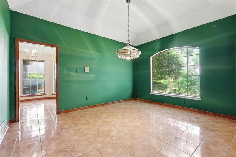 613 Deer Creek Drive, DeSoto TX 75115 - Photo 7