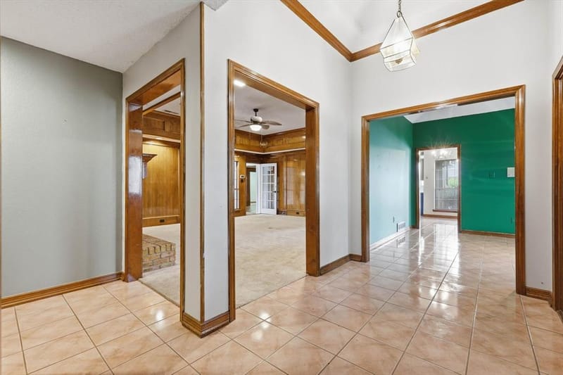 613 Deer Creek Drive, DeSoto TX 75115 - Photo 9