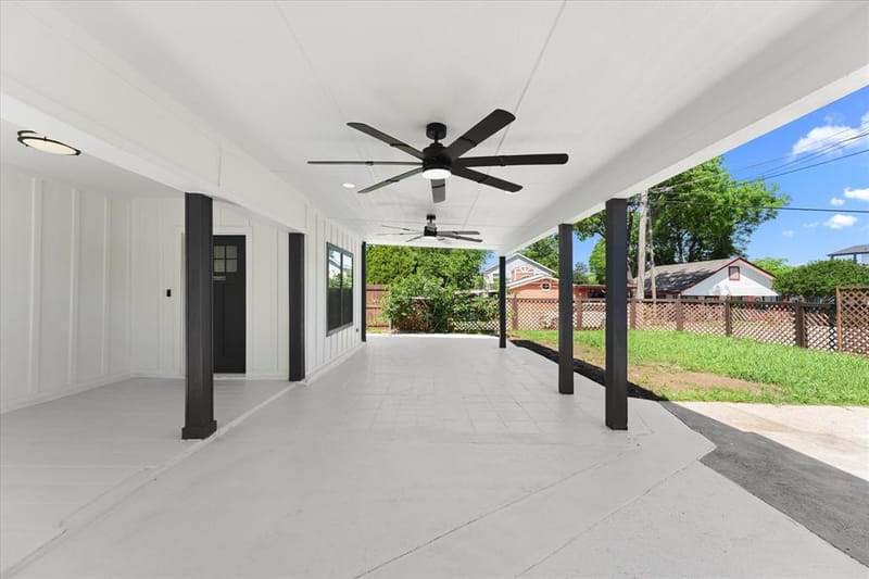300 Steinman Avenue, Dallas TX 75203 - Photo 5