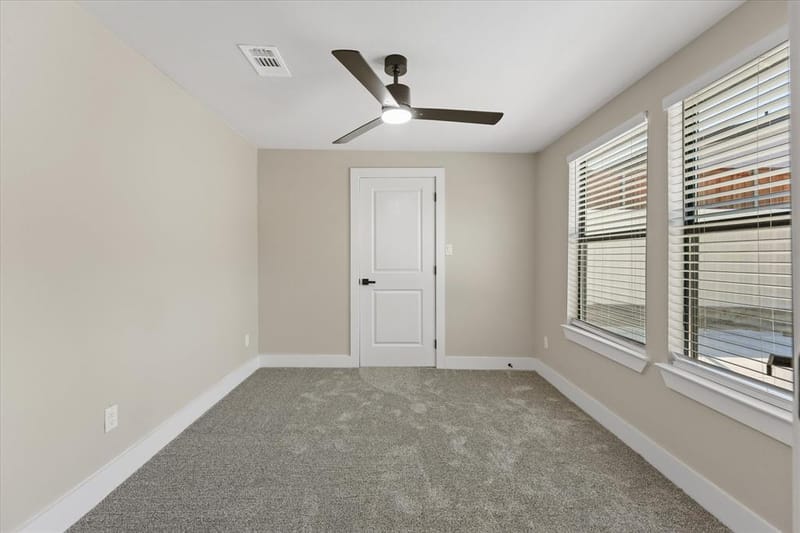 300 Steinman Avenue, Dallas TX 75203 - Photo 20