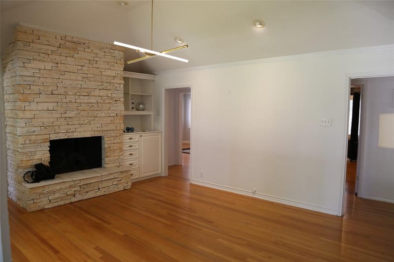 6433 Danbury Lane, Dallas TX 75214 - Photo 10