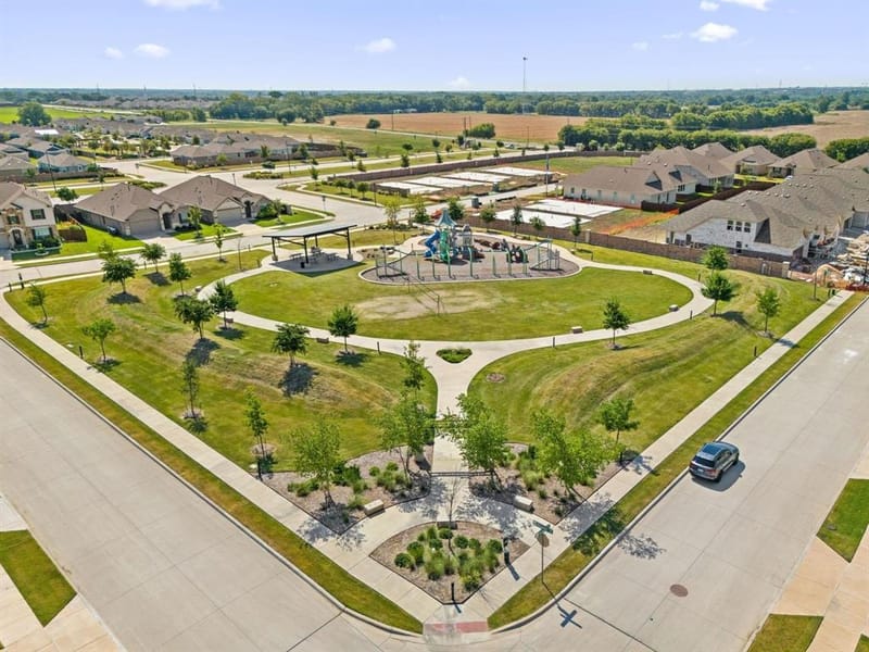 8416 Butterfly Lane, McKinney TX 75071 - Photo 2
