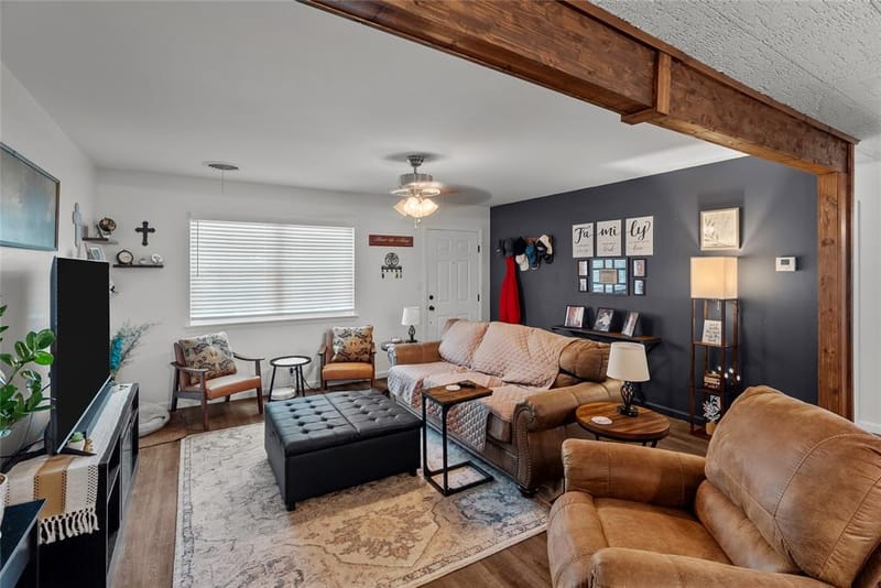 107 Woodard Avenue, Cleburne TX 76033 - Photo 7