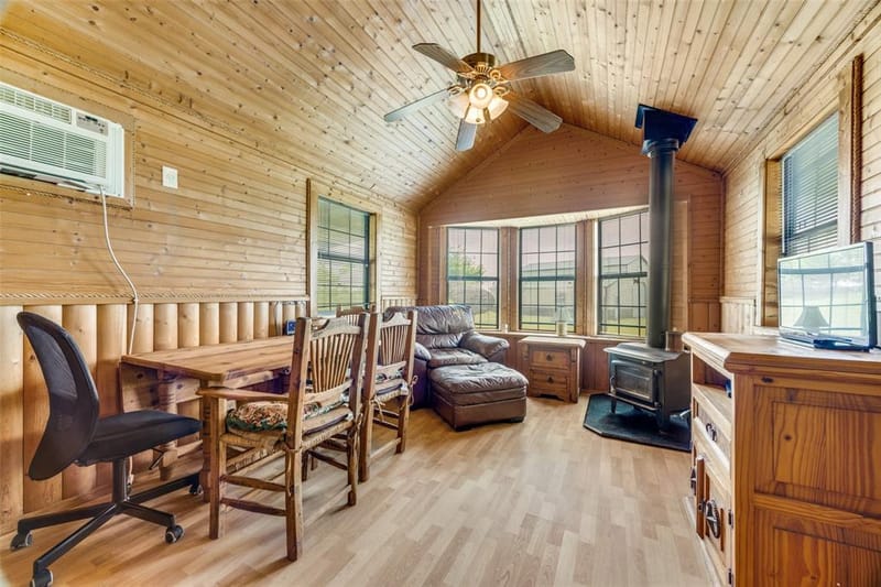 586 Pleasant Home Road, Sherman TX 75092 - Photo 7