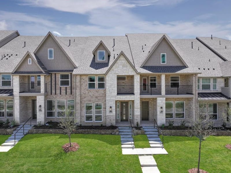 12735 Rutland Drive, Farmers Branch TX 75234