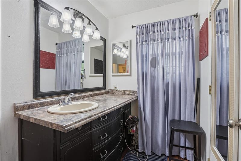 2182 Sunflower Road, Paradise TX 76073 - Photo 36