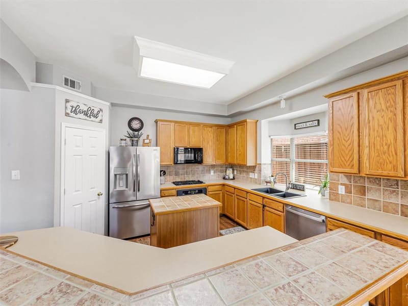8653 Shakespeare Lane, Frisco TX 75036 - Photo 14