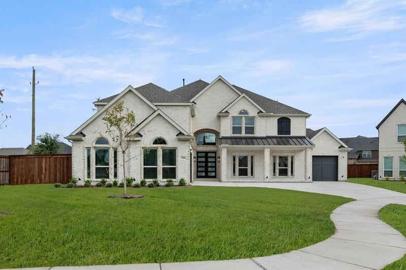 7104 River Bluff Court, Grand Prairie TX 75054 - Photo 2