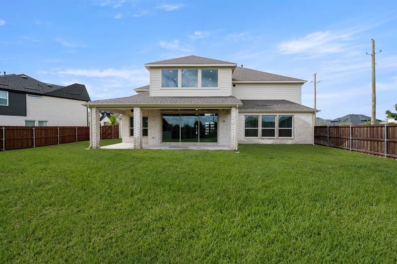 7104 River Bluff Court, Grand Prairie TX 75054 - Photo 4