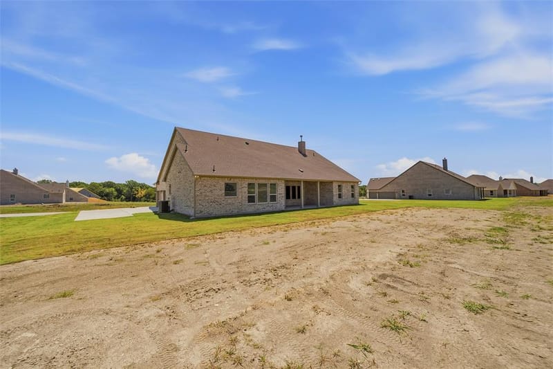709 Water Side Drive, Van Alstyne TX 75495 - Photo 35