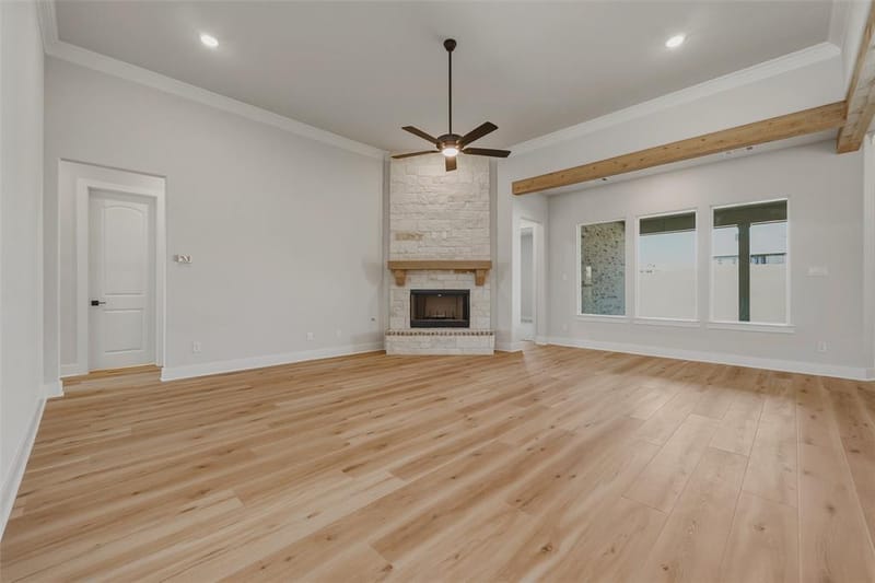 709 Water Side Drive, Van Alstyne TX 75495 - Photo 8