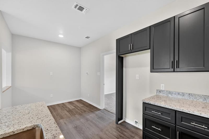 4800 W Lovers Lane # 502, Dallas TX 75209 - Photo 16