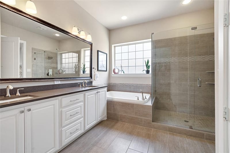 428 King Galloway Drive, Lewisville TX 75056 - Photo 13