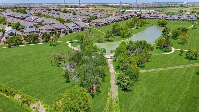 428 King Galloway Drive, Lewisville TX 75056 - Photo 29