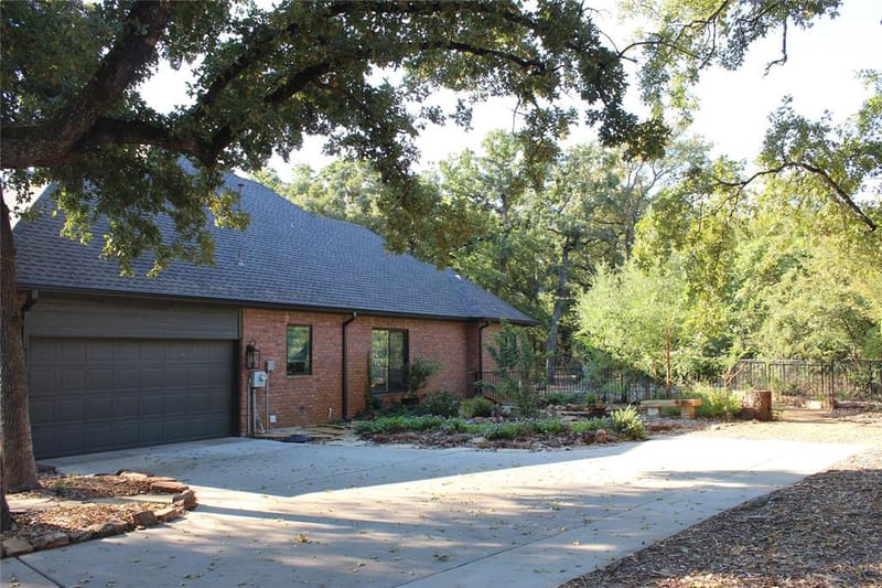 101 W Oak Shores Drive, Cross Roads TX 76227 - Photo 10