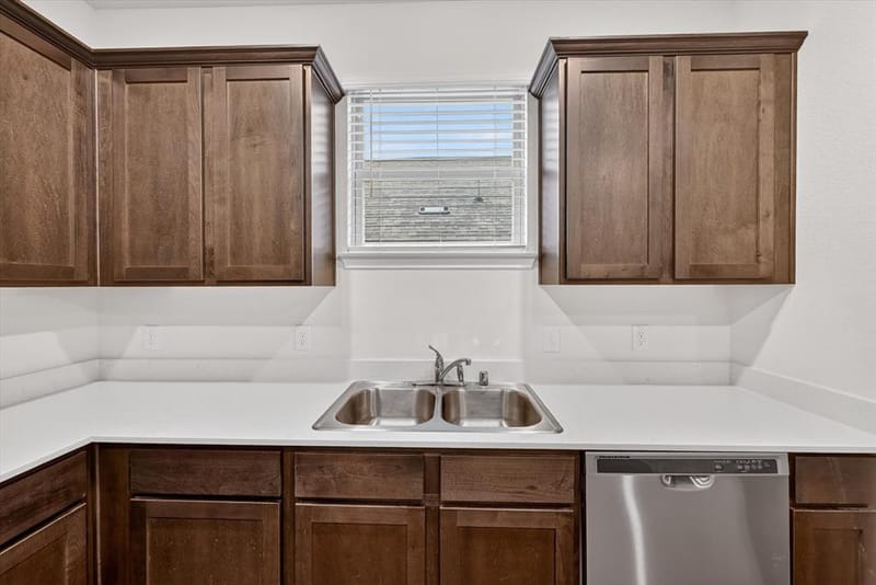 3955 Oak Creek Circle, Denison TX 75020 - Photo 6