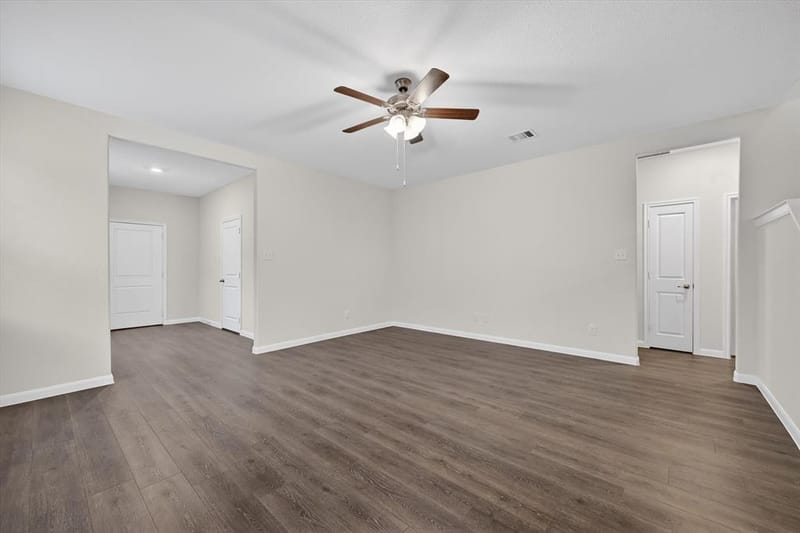 3955 Oak Creek Circle, Denison TX 75020 - Photo 3
