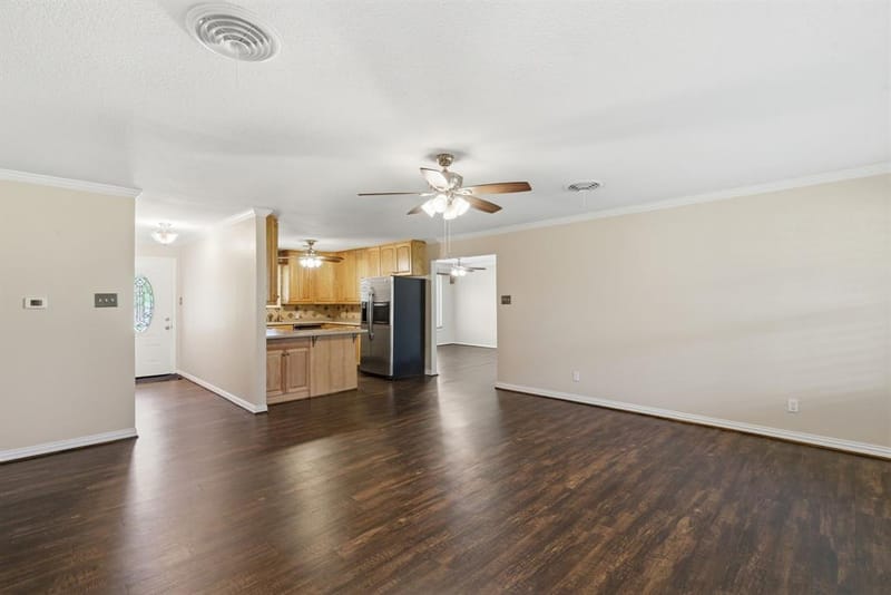 117 Bryan Street, Jacksboro TX 76458 - Photo 6
