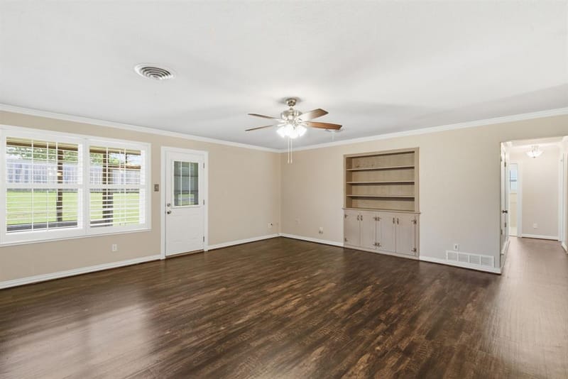 117 Bryan Street, Jacksboro TX 76458 - Photo 4