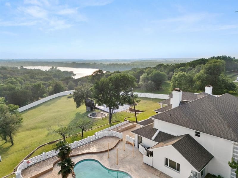 14010 Horseshoe Circle, Woodway TX 76712 - Photo 40