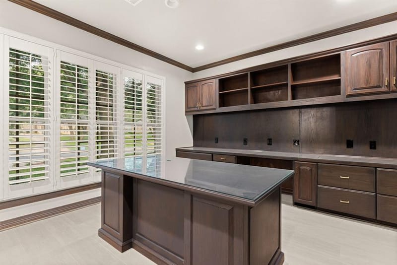 14010 Horseshoe Circle, Woodway TX 76712 - Photo 29