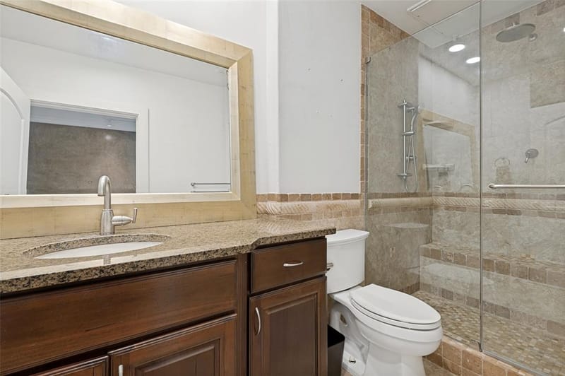 3225 Turtle Creek Boulevard # 1649, Dallas TX 75219 - Photo 22