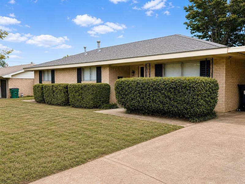 1507 Hulme Street, Bowie TX 76230 - Photo 3