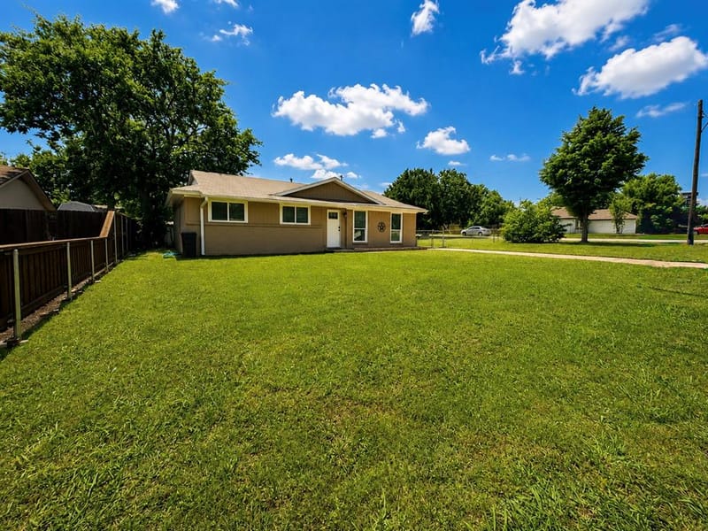 730 Rolling Ridge Lane, Duncanville TX 75116 - Photo 23