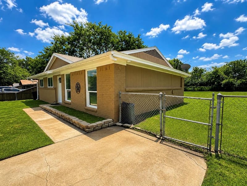730 Rolling Ridge Lane, Duncanville TX 75116 - Photo 20