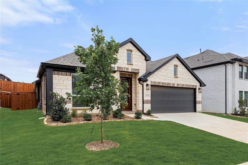 13133 Limestone Street, Providence Village TX 76227 - Photo 3
