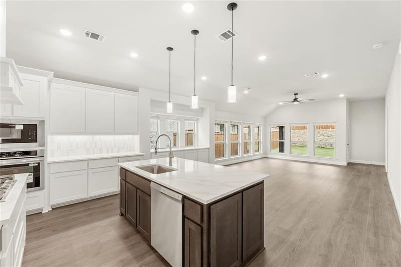 13133 Limestone Street, Providence Village TX 76227 - Photo 11