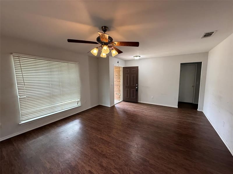 10937 Rockstone Drive, Balch Springs TX 75180 - Photo 5