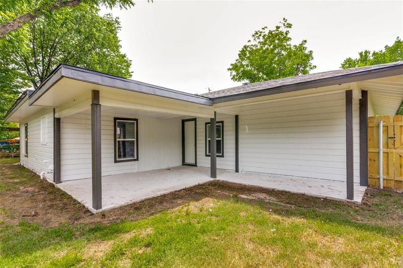 128 NW Lorna Street, Burleson TX 76028 - Photo 24