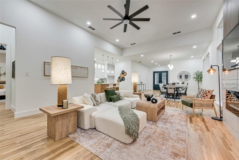 3530 Gibsondell Avenue, Dallas TX 75211 - Photo 13