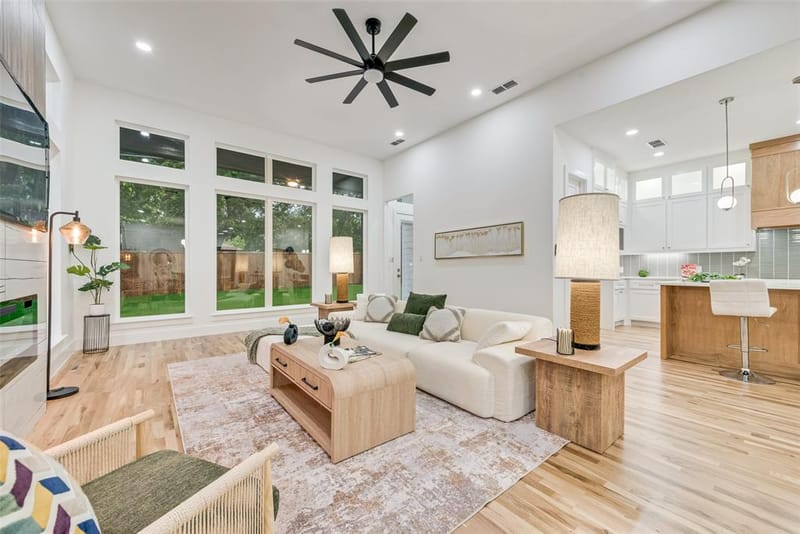 3530 Gibsondell Avenue, Dallas TX 75211 - Photo 12