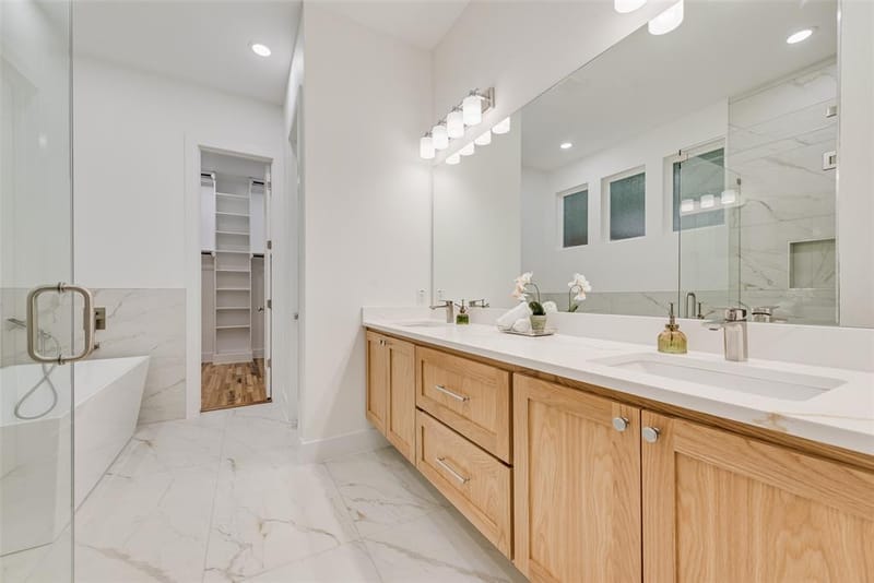 3530 Gibsondell Avenue, Dallas TX 75211 - Photo 24