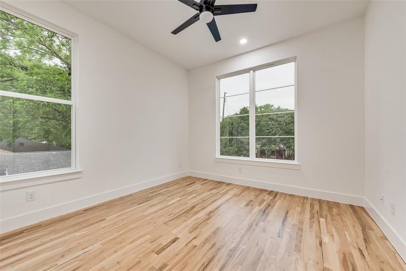 3530 Gibsondell Avenue, Dallas TX 75211 - Photo 30
