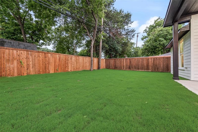 3530 Gibsondell Avenue, Dallas TX 75211 - Photo 38